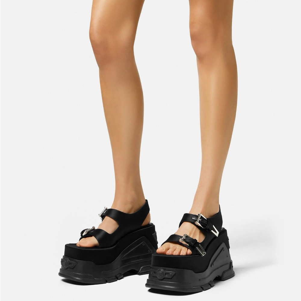 Versace Medusa Anthem Platform Sandal 37.5
